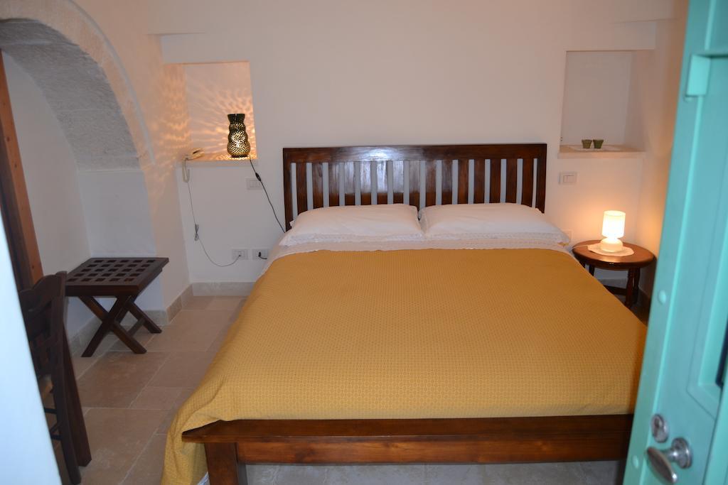 B&B Corte Del Camedrio Cisternino Chambre photo